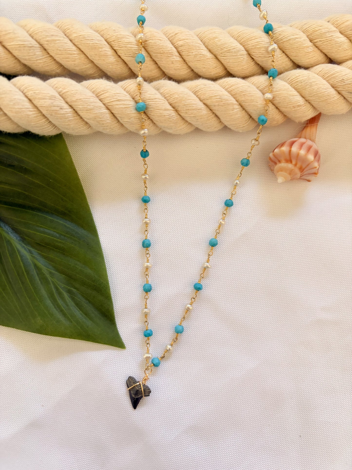 Reef Glow – Turquoise & Pearl Shark Tooth Necklace