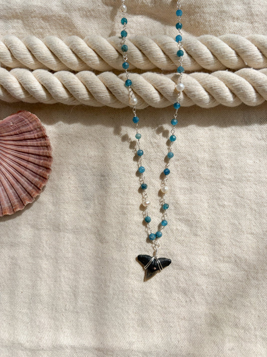Blue Current – Silver Shark Tooth Necklace (Kyanite & Pearl, 18”)