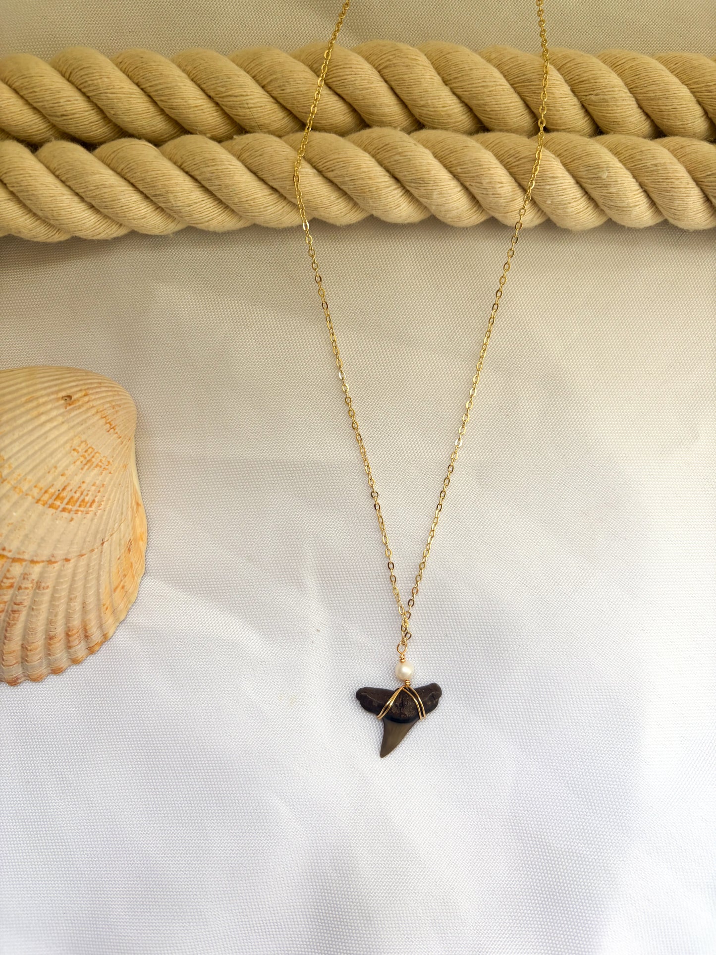 Waterproof Shark Tooth Necklace with Freshwater Pearl | 18k Gold Filled