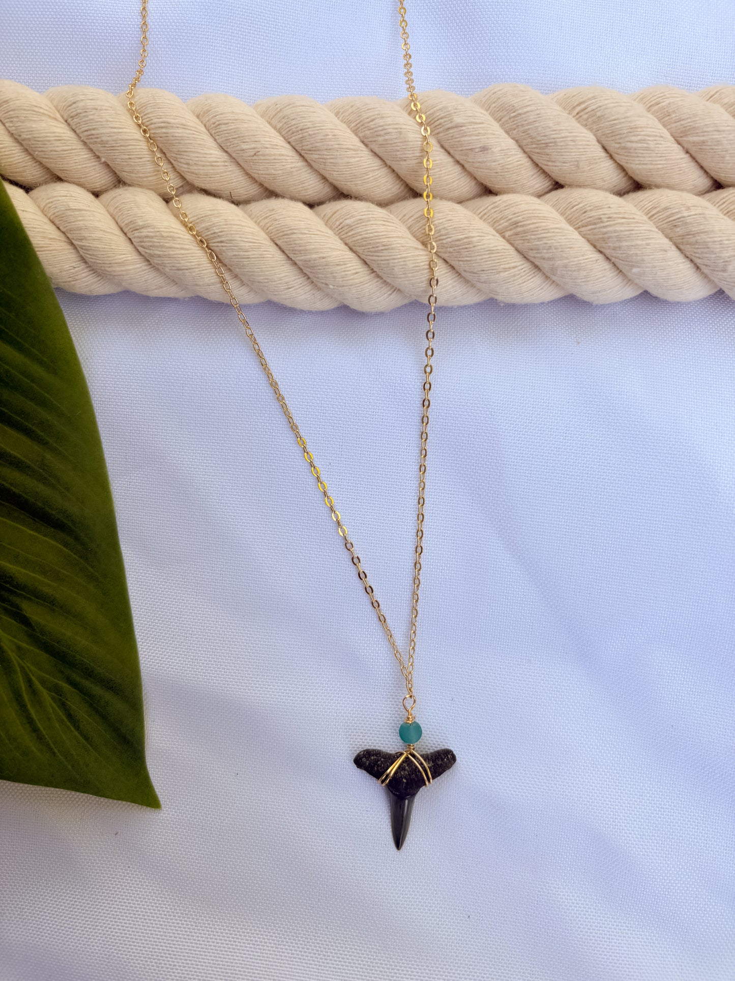 Seaglass Drift Necklace – 18K Gold Filled Shark Tooth & Sea Glass