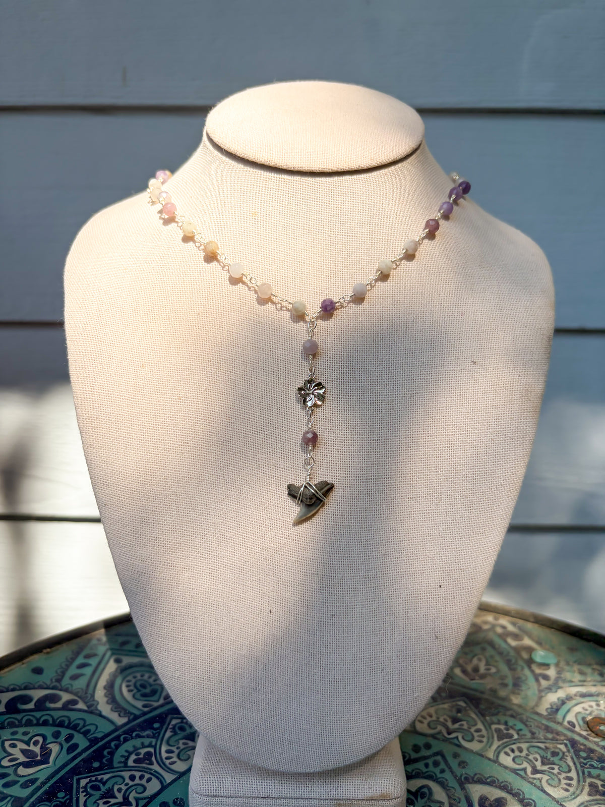 Kunzite Hibiscus Lariat Necklace