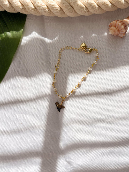 Golden Pearl Shark Tooth Bracelet